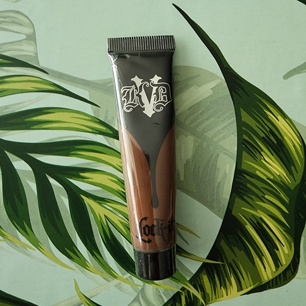 KVD Beauty Mini D83 COOL Lock It Full Coverage Matte Liquid Foundation